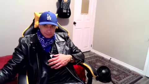 Snapshot of clintwood12 chatting on 12-13-24, 07:15 chad online show from 12-13-24, 07:15