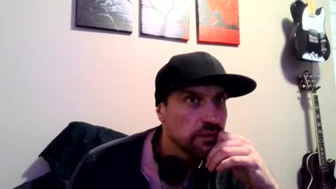 Snapshot of clintwood12 chatting on 12-30-24, 03:14 chad online show from 12-30-24, 03:14