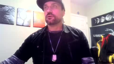 Snapshot of clintwood12 chatting on 01-06-25, 05:41 chad online show from 01-06-25, 05:41