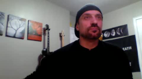 Snapshot of clintwood12 chatting on 01-13-25, 05:44 chad online show from 01-13-25, 05:44