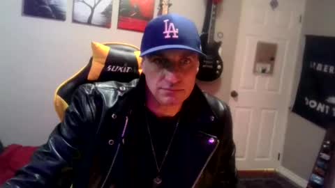 Snapshot of clintwood12 chatting on 03-03-25, 04:36 chad online show from 03-03-25, 04:36