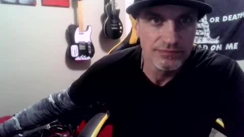 Snapshot of clintwood12 chatting on 03-12-25, 06:51 chad online show from 03-12-25, 06:51