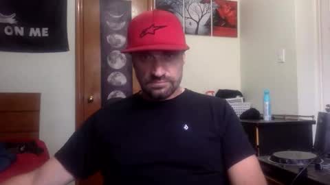 Snapshot of clintwood12 chatting on 10-22-25, 04:18 chad online show from 10-22-25, 04:18