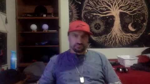 Snapshot of clintwood12 chatting on 10-23-25, 07:29 chad online show from 10-23-25, 07:29