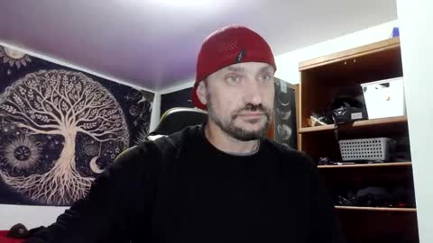 Snapshot of clintwood12 chatting on 11-20-25, 12:22 chad online show from 11-20-25, 12:22