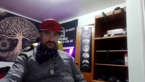 Snapshot of clintwood12 chatting on 11-28-25, 03:53 chad online show from 11-28-25, 03:53