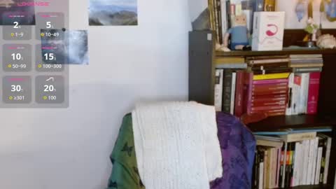 Clitia online show from 10-26-25, 01:33