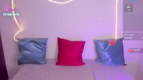 cloe_25 online show from 02-10-26, 10:58