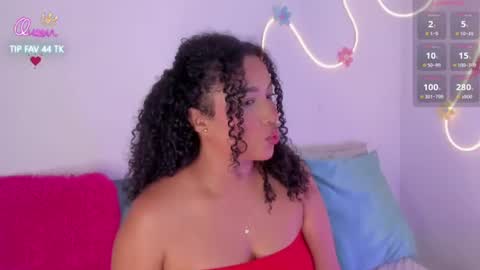 cloe_25 online show from 06-10-26, 02:12