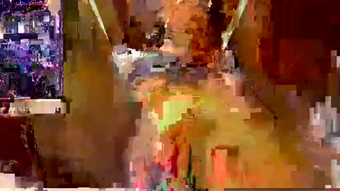 CLOE online show from 12-17-25, 12:05