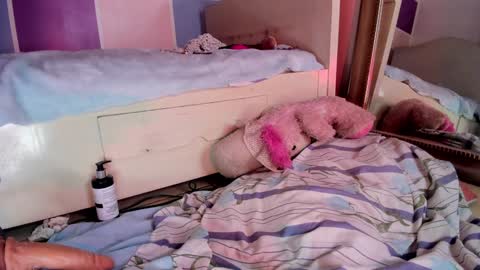 Snapshot of cloe_leeee chatting on 12-03-24, 06:59 Cloe Leeee online show from 12-03-24, 06:59