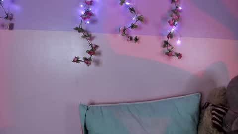 Snapshot of cloe_leeee chatting on 01-11-25, 07:39 Cloe Leeee online show from 01-11-25, 07:39