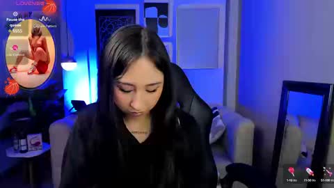 Cloe  online show from 09-11-25, 08:53