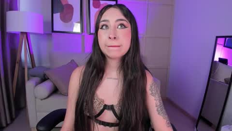 Cloe  online show from 09-21-25, 11:34