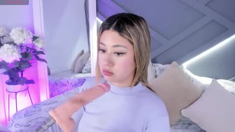 cloe_palmeer online show from 12-17-25, 08:31