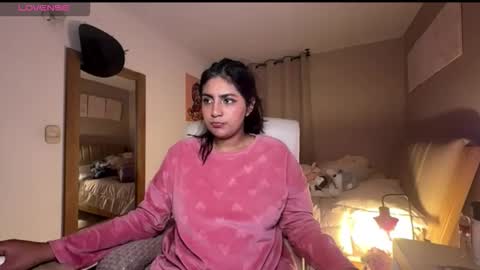 Snapshot of cloe_small08 chatting on 09-24-25, 03:54 cloe small online show from 09-24-25, 03:54