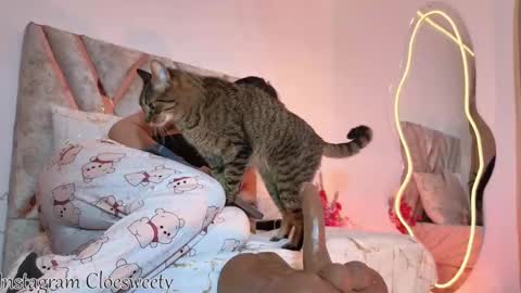 CLOE online show from 09-21-25, 11:17