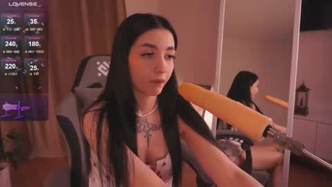 Snapshot of clooud_surfer chatting on 02-02-25, 11:32 clooud_surfer online show from 02-02-25, 11:32