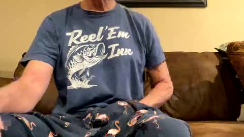 Closetbicd online show from 11-27-25, 10:28