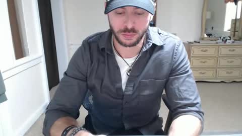 Snapshot of cloud900x chatting on 10-24-25, 06:59 Cloud online show from 10-24-25, 06:59