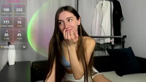 Kelly online show from 11-11-25, 05:40