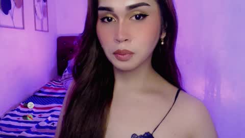 Snapshot of cloudia_babe chatting on 09-23-25, 03:53 Cloudia babe69 online show from 09-23-25, 03:53