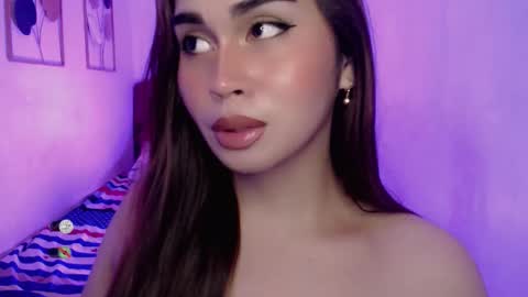 Snapshot of cloudia_babe chatting on 09-25-25, 04:32 Cloudia babe69 online show from 09-25-25, 04:32