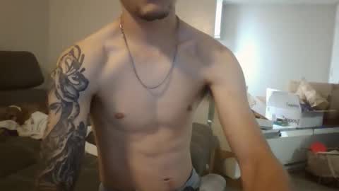 Snapshot of clouds420gamer chatting on 10-31-25, 10:55 Daryl Rose online show from 10-31-25, 10:55