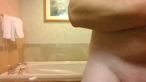 Snapshot of cloudy_dayz69 chatting on 11-16-25, 06:13 Cloudy Dayz online show from 11-16-25, 06:13