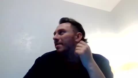 Snapshot of cloudyydayzz chatting on 03-06-26, 02:02 tallhungandcloudy online show from 03-06-26, 02:02