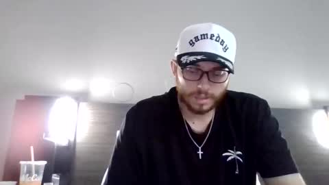 tallhungandcloudy online show from 04-26-26, 01:47