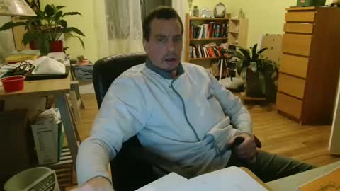 Snapshot of clouplefun chatting on 01-04-25, 04:44 clouplefun online show from 01-04-25, 04:44