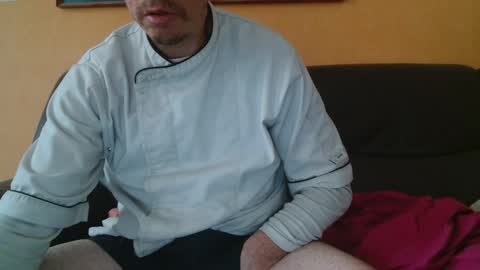 Snapshot of clouplefun chatting on 03-12-25, 01:08 clouplefun online show from 03-12-25, 01:08