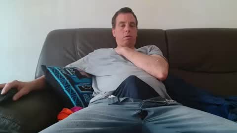 Snapshot of clouplefun chatting on 09-10-25, 11:54 clouplefun online show from 09-10-25, 11:54