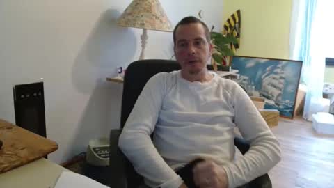 Snapshot of clouplefun chatting on 09-25-25, 06:39 clouplefun online show from 09-25-25, 06:39