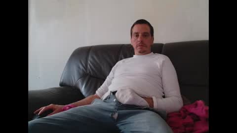 Snapshot of clouplefun chatting on 10-28-25, 07:56 clouplefun online show from 10-28-25, 07:56