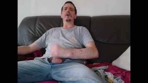 Snapshot of clouplefun chatting on 11-08-25, 08:14 clouplefun online show from 11-08-25, 08:14