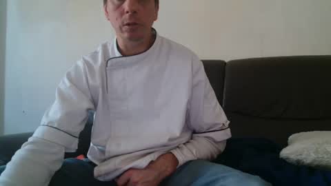 Snapshot of clouplefun chatting on 11-21-25, 01:10 clouplefun online show from 11-21-25, 01:10