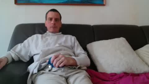 Snapshot of clouplefun chatting on 01-18-26, 01:48 clouplefun online show from 01-18-26, 01:48