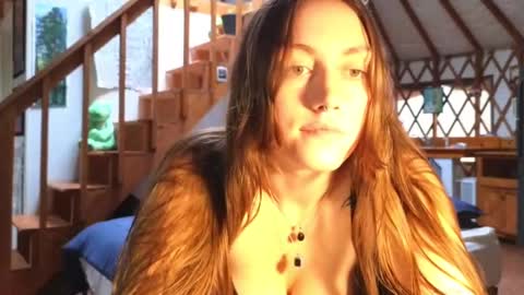 Clover online show from 01-26-25, 08:56