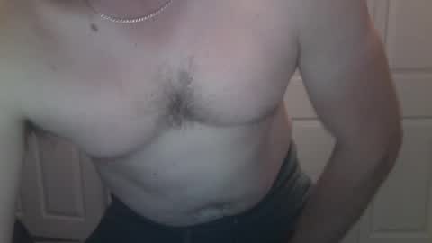 clovershit1 online show from 10-06-25, 03:31