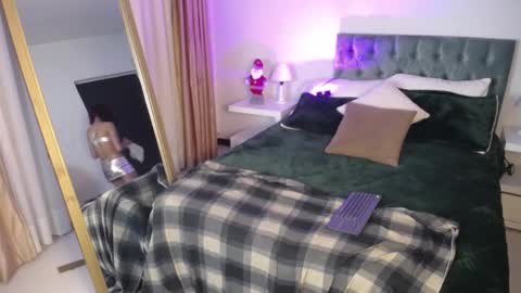 emely dolce online show from 12-07-24, 06:43