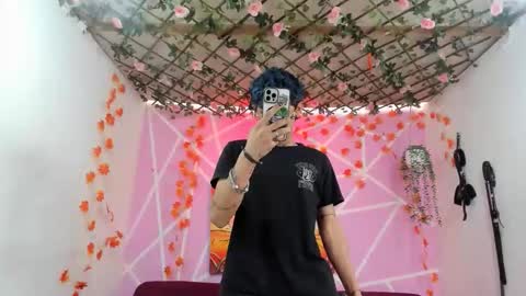 Snapshot of club_latinboys chatting on 09-14-25, 02:16 club_latinboys online show from 09-14-25, 02:16