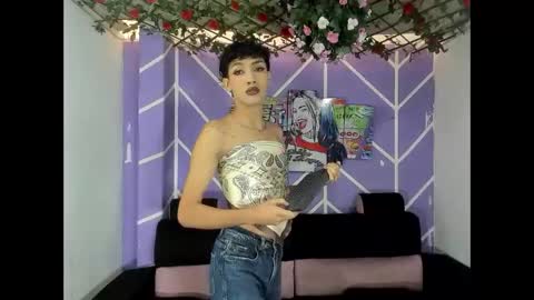 Snapshot of club_latinboys chatting on 05-09-26, 01:49 club_latinboys online show from 05-09-26, 01:49
