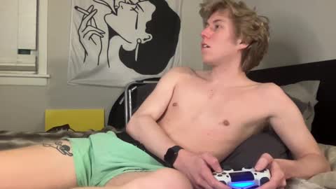 Snapshot of clydeaustin chatting on 12-23-24, 03:18 Clyde Austin online show from 12-23-24, 03:18