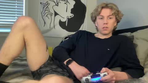 Snapshot of clydeaustin chatting on 01-08-25, 07:45 Clyde Austin online show from 01-08-25, 07:45