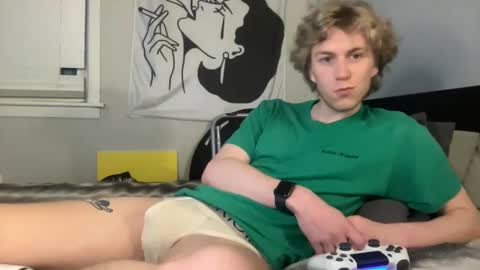 Snapshot of clydeaustin chatting on 01-14-25, 03:11 Clyde Austin online show from 01-14-25, 03:11