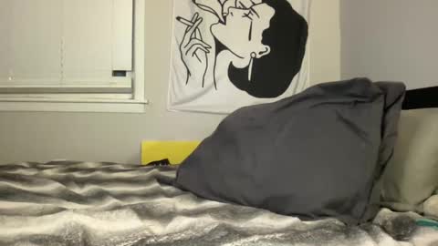 Snapshot of clydeaustin chatting on 02-14-25, 02:39 Clyde Austin online show from 02-14-25, 02:39