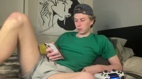 Snapshot of clydeaustin chatting on 03-12-25, 02:41 Clyde Austin online show from 03-12-25, 02:41