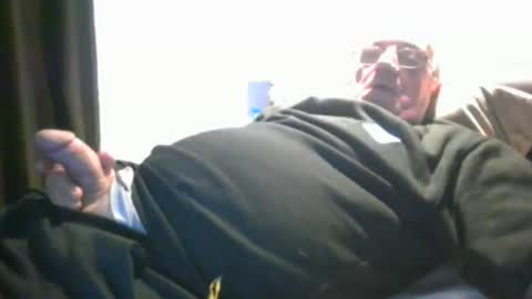 cock9635 online show from 02-13-25, 11:39